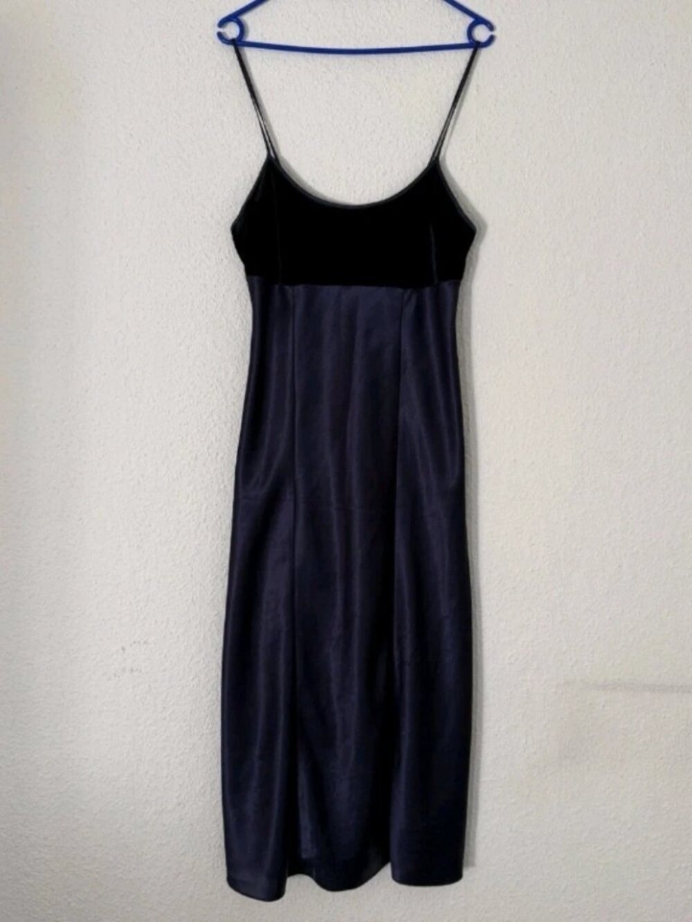 Retro blue Paloma velvet halter dress